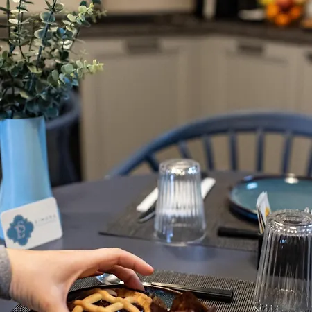 Dimora San Lorenzo ベッド・アンド・ブレックファスト 3*