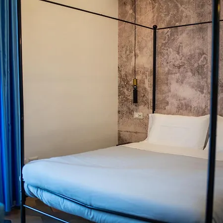 Dimora San Lorenzo Bed & Breakfast 3*